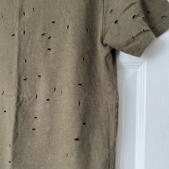 Forever 21 Scissor-Snipped T-Shirt - Size M - Picture 2 of 4